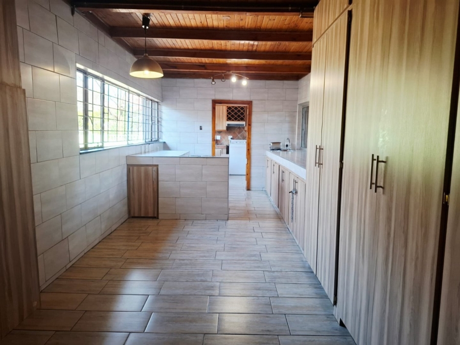 16 Bedroom Property for Sale in Universitas Free State